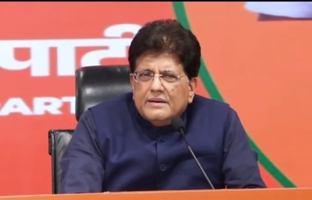 नई दिल्ली में मंगलवार को भाजपा मुख्यालय में पत्रकार वार्ता को संबोधित करते केंद्रीय मंत्री पीयूष गोयल।