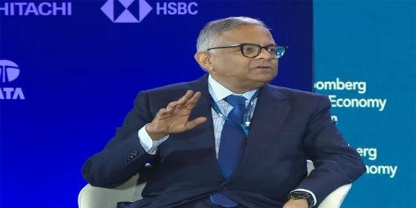 ‘ब्लूमबर्ग न्यू इकोनॉमी फोरम 2026’ को संबोधित करते हुए एन. चंद्रशेखरन ‘ब्लूमबर्ग न्यू इकोनॉमी फोरम 2026’ को संबोधित करते हुए एन. चंद्रशेखरन