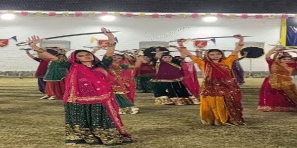 गुजरात के राजकोट रणजीत विलास पैलेस में क्षत्रिय महिलाओं का शौर्य रास, दिखी सांस्कृतिक विरासत