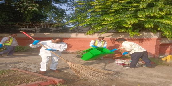 विरोध-प्रदर्शन से प्रभावित क्षेत्रों में एनडीएमसी ने चलाया स्वच्छता अभियान, प्रतिदिन 300 मीट्रिक टन कचरा एकत्र