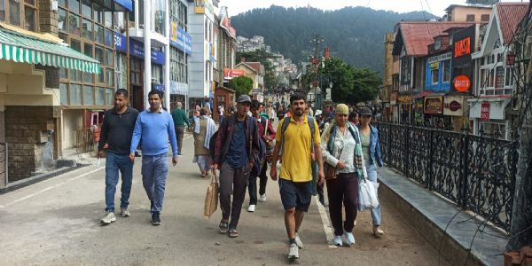 हिमाचल में 15 अक्टूबर तक आंधी-बारिश का येलो अलर्ट, 18 से साफ होगा मौसम