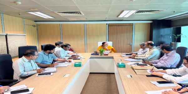 स्थायी समिति अध्यक्ष सत्या शर्मा ने निगम के प्रत्येक वार्ड में महिला पार्क विकसित करने के दिए निर्देश
