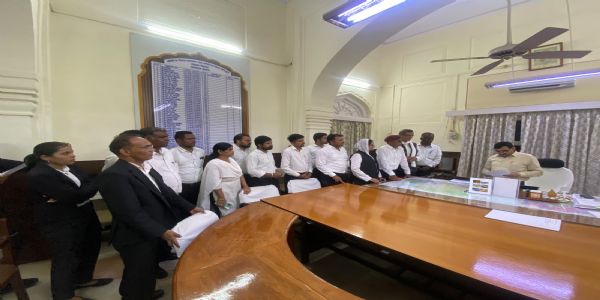 अधिवक्ता से मारपीट एवं दुव्र्यवहार पर जताया रोष