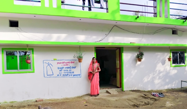 प्रधानमंत्री आवास योजना से जया बाई के पक्के घर का सपना हुआ साकार प्रधानमंत्री आवास योजना से जया बाई के पक्के घर का सपना हुआ साकार