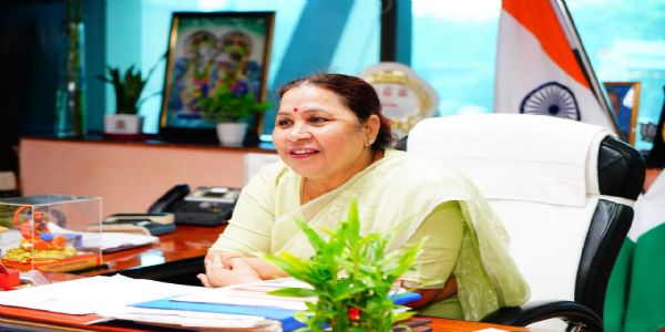 छठ घाटों पर बेहतर रोशनी की व्यवस्था, सभी 250 वार्डों में लगेंगी स्ट्रीट लाइटः एमसीडी