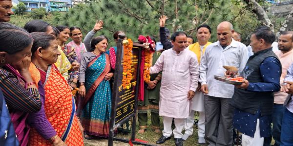 पाबौ में कैबिनेट मंत्री डॉ. रावत ने किया योजनाओं का शिलान्यास व लोकार्पण