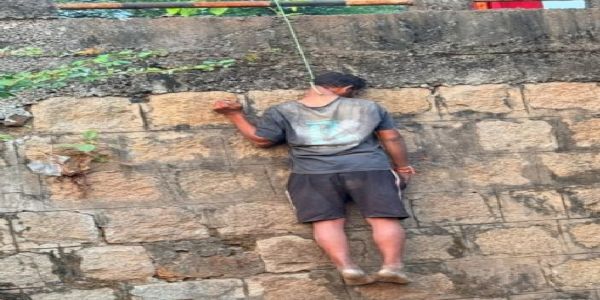 जबलपुर : चरगवां के पास पुल की रेलिंग से लटका मिला युवक का शव