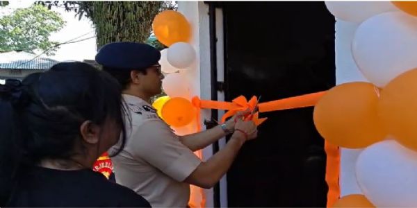 उत्तर बंगाल के आईजी ने भारत-नेपाल सीमा की सुरक्षा का लिया जायजा, पुलिस बैरक का किया उद्घाटन