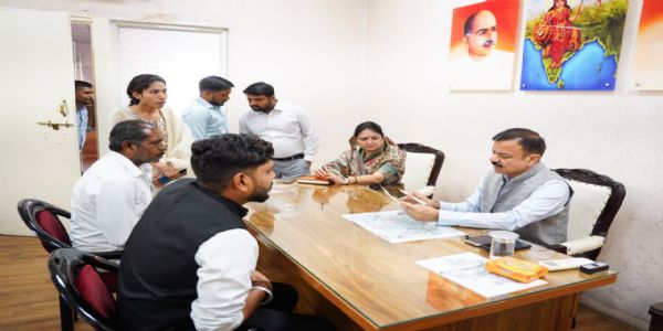 भाजपा प्रदेश कार्यालय में मंत्री उदय प्रताप सिंह ने सुनीं कार्यकर्ताओं की समस्याएं, त्वरित निराकरण के दिए निर्देश