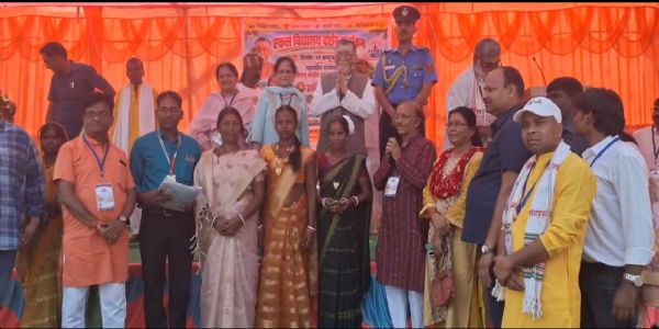 सुदूरवर्ती इलाकों में एकल विद्यालय जगा रहा शिक्षा का अलख : राज्यपाल
