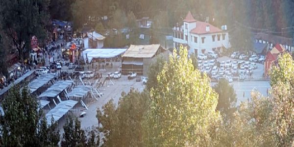 नैनीताल में पर्यटन कारोबार में कमी, पिछले सप्ताहांत समस्याओं के बाद पर्यटकों ने बनायी दूरी