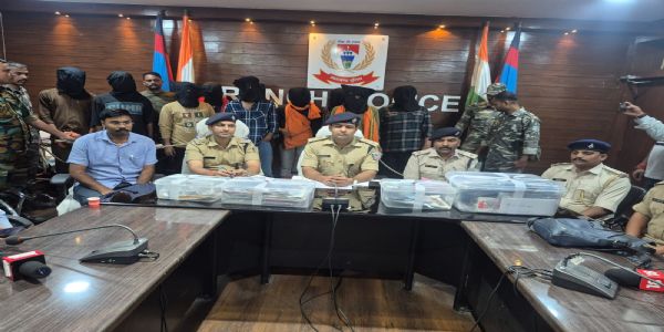 साइबर ठगी मामले में 10 गिरफ्तार और एक निरुद्ध