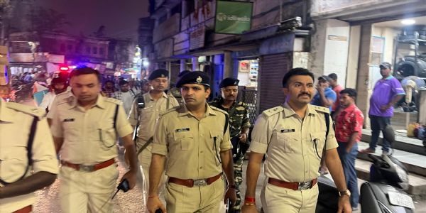 दुर्गा पूजा को लेकर रांची पुलिस अलर्ट: सिटी एसपी और ट्रैफिक एसपी ने रूट से लेकर सुरक्षा व्यवस्था का लिया जायजा