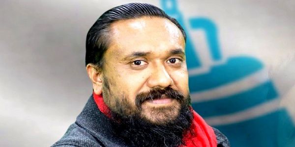 नेपाल के सत्तारूढ़ दल के अध्यक्ष खगेन्द्र सुनार नेपाल के सत्तारूढ़ दल के अध्यक्ष खगेन्द्र सुनार