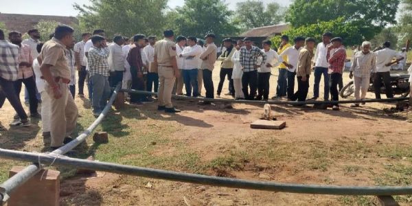 बोरवेल में गिरा 9 साल का बालक, 640 फीट पर फंसा, रेस्क्यू ऑपरेशन जारी