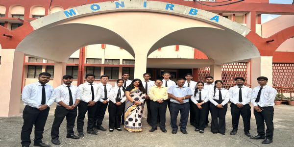 इलाहाबाद विश्वविद्यालय के 14 विद्यार्थियों का आईसीआईसीआई बैंक में हुआ चयन