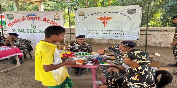 एसएसबी के शिविर में 44 लोगों और 114 पशुओं का उपचार