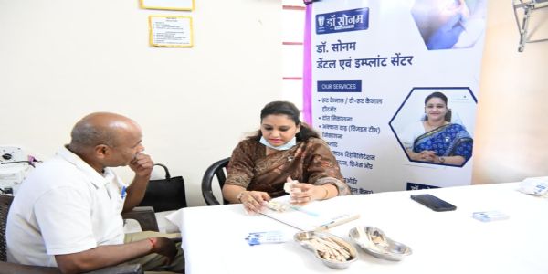बीएसएफ के शिविर में 250 जवानों और परिजनों की कैंसर व दंत रोग संबंधी जांच