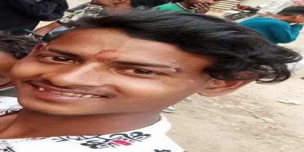 फंदे से लटका मिला युवक का शव, जांच में जुटी पुलिस