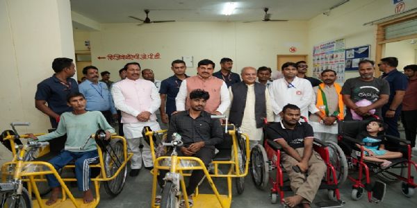 मप्रः मुख्यमंत्री डॉ. यादव ने मुरैना जिला दिव्यांगजन पुनर्वास केंद्र का किया निरीक्षण