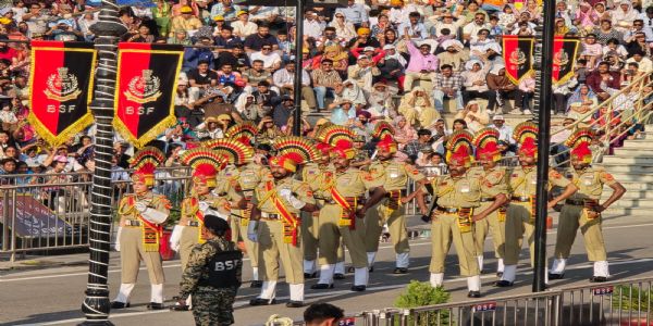 मौसम में बदलाव के चलते अटारी-वाघा रिट्रीट सेरेमनी का समय बदला