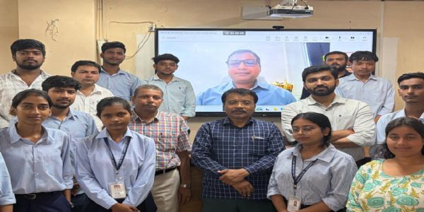 भूविज्ञान में करियर की नई राहें खोल रही आधुनिक तकनीक : अद्वैत सक्सेना