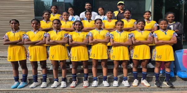नेहरू गर्ल्स हॉकी में झारखंड की बेटियों का जलवा, मध्य प्रदेश को 3-1 से हराकर सेमीफाइनल में पहुंचीं