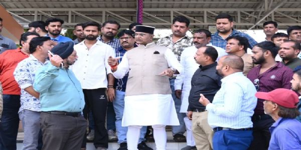 भोपालः मंत्री सारंग में नरेला में दशहरा उत्सव की तैयारियों का लिया जायजा