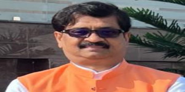 जिलाधिकारी ने बोर्ड ऑफ विजिटर्स में आनंद और राजवर्धन को नामित किया
