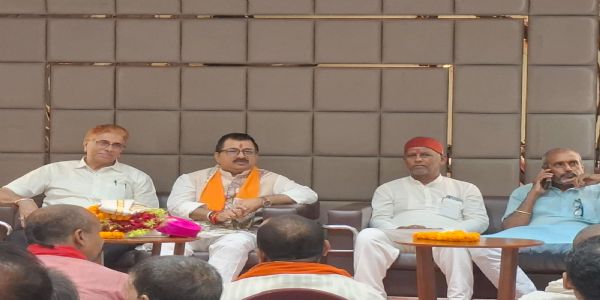 माध्यमा परीक्षा 2027 में पिछले वर्ष का रिकॉर्ड तोड़ने का लक्ष्य, संस्कृत विद्यालयों में नामांकन बढ़ाने के लिए चलेगा अभियान