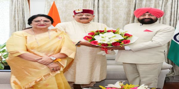 राज्यपाल से प्रतिनिधिमंडलों ने की भेंट, कार्यकाल के दौरान मिले सहयोग के लिए जताया आभार