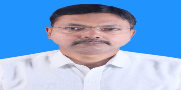 सरकार देश की सरकारी संपत्तियों का कर रही है निजीकरण : डॉ राजीव