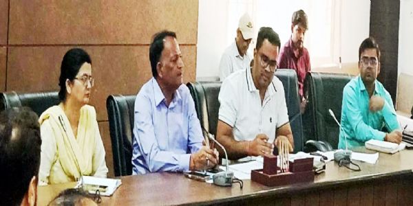 पांच खंड विकास अधिकारियों के तबादले