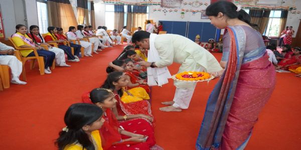 बेटियों का सम्मान ही मां दुर्गा की सच्ची उपासना : डॉ. राकेश कुमार सिंह