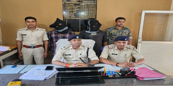 ट्रेलर चोरी मामले में दो आरोपित गिरफ्तार