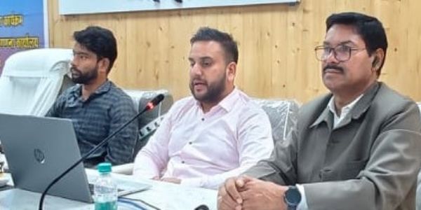 जनगणना के लिए चमोली में 33 फील्ड ट्रेनर तैयार