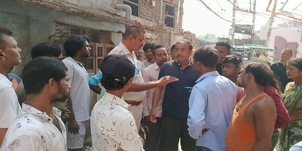 सीवान में पुलिस बनकर व्यापारी से एक लाख की लूट, झोला चेक करने के बहाने चकमा देकर फरार