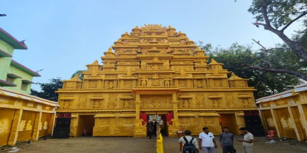 पलामू में 650 से अधिक पंडालों के खुले पट, मां ने दिए दर्शन