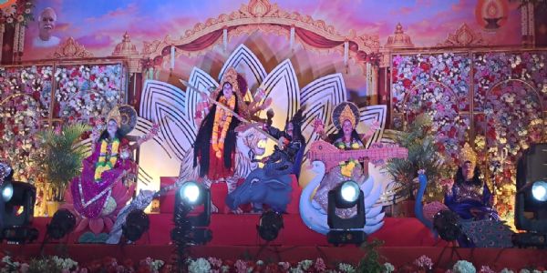 चैतन्य देवियों की झांकी से आध्यात्मिक जागृति का संदेश