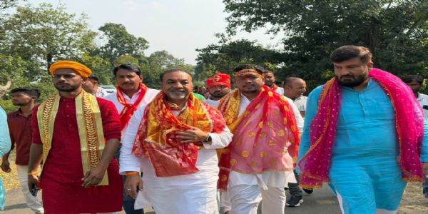 छिंदवाड़ाः धर्म और जनजागरण का संगम बनी चुनरी यात्रा, शामिल हुए भाजपा जिलाध्यक्ष शेषराव यादव
