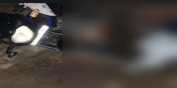 बाइक सवार दीवार से टकराया मौके पर मौत