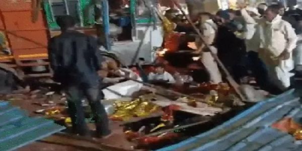 ग्वालियर हादसे के बाद सीएसपी को हटाया, आठ पुलिसकर्मी निलंबित