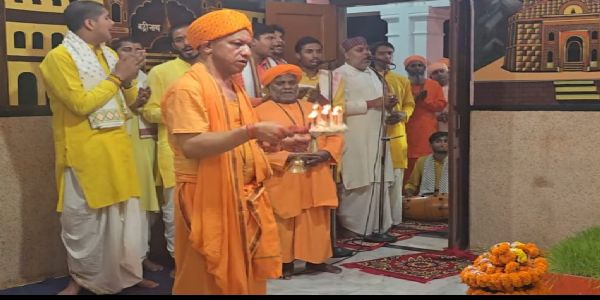 मां महागौरी की आराधना कर मुख्यमंत्री योगी आदित्यनाथ ने की लोकमंगल की कामना