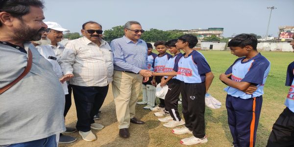 रेल गांव क्लब और जैदी इंडोर क्लब बी ने दर्ज की जीत