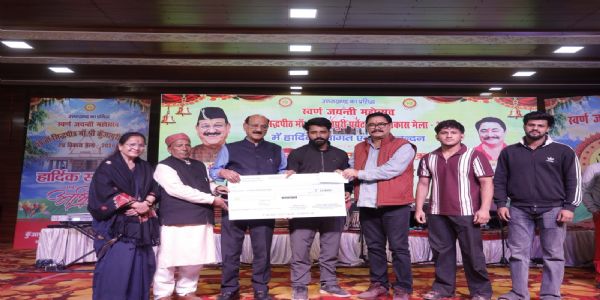कबड्डी: राजन क्लब लक्सर और उत्तराखंड कबड्डी अकादमी विकासनगर विजेता