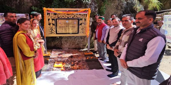 उपमुख्य सचेतक ने किया करेरी ट्रैक एवं झील के विकास कार्य का शिलान्यास, खर्च होंगे 50 लाख रुपये