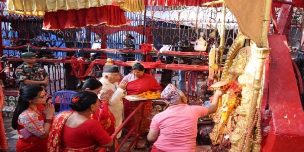 राष्ट्रपति पौडेल ने दशहरे पर काठमांडू के प्रमुख शक्तिपीठों में की पूजा-अर्चना