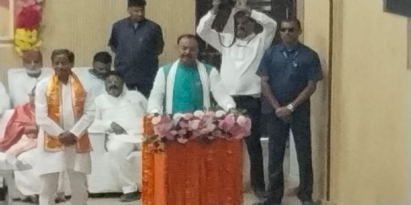 बाबा साहब का बोर्ड हटाने वाले नहीं हो सकते दलितों के हितैषी : केशव प्रसाद माैर्य
