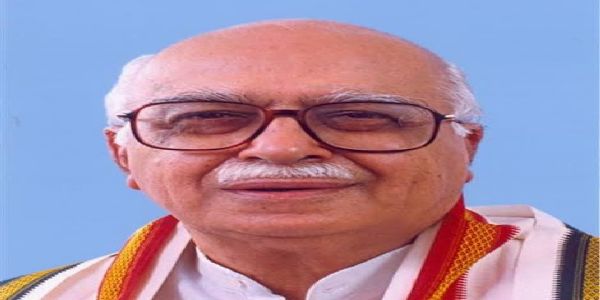 लालकृष्ण आडवाणी को इंद्रप्रस्थ अपोलो अस्पताल से मिली छुट्टी