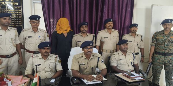 बेतिया में देसी कट्टा और जिंदा कारतूस के साथ युवक गिरफ्तार